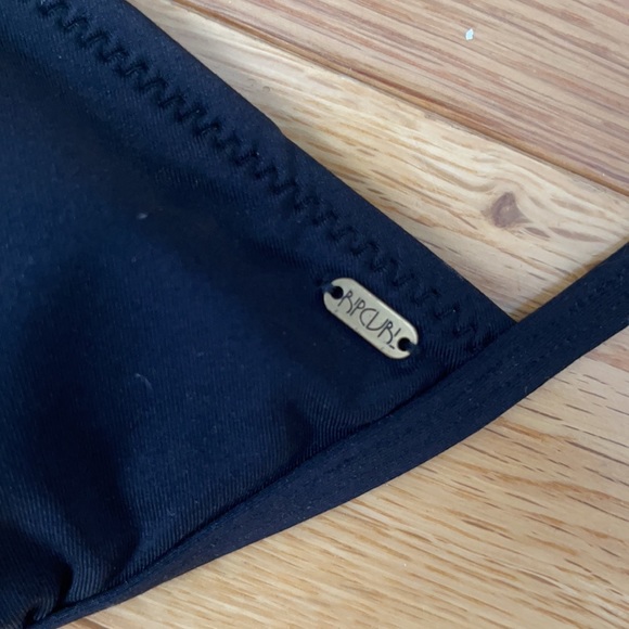 Ripcurl Triangle Bikini Bathing Suit Top - Picture 2 of 4